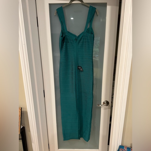 Herve Leger NWT Alpine Green Large Maxi Dress - Picture 2 of 3